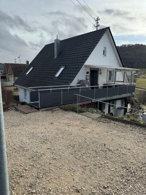 Loft Wohnung Mit Toller Aussicht Messstetten Dış mekan fotoğraf
